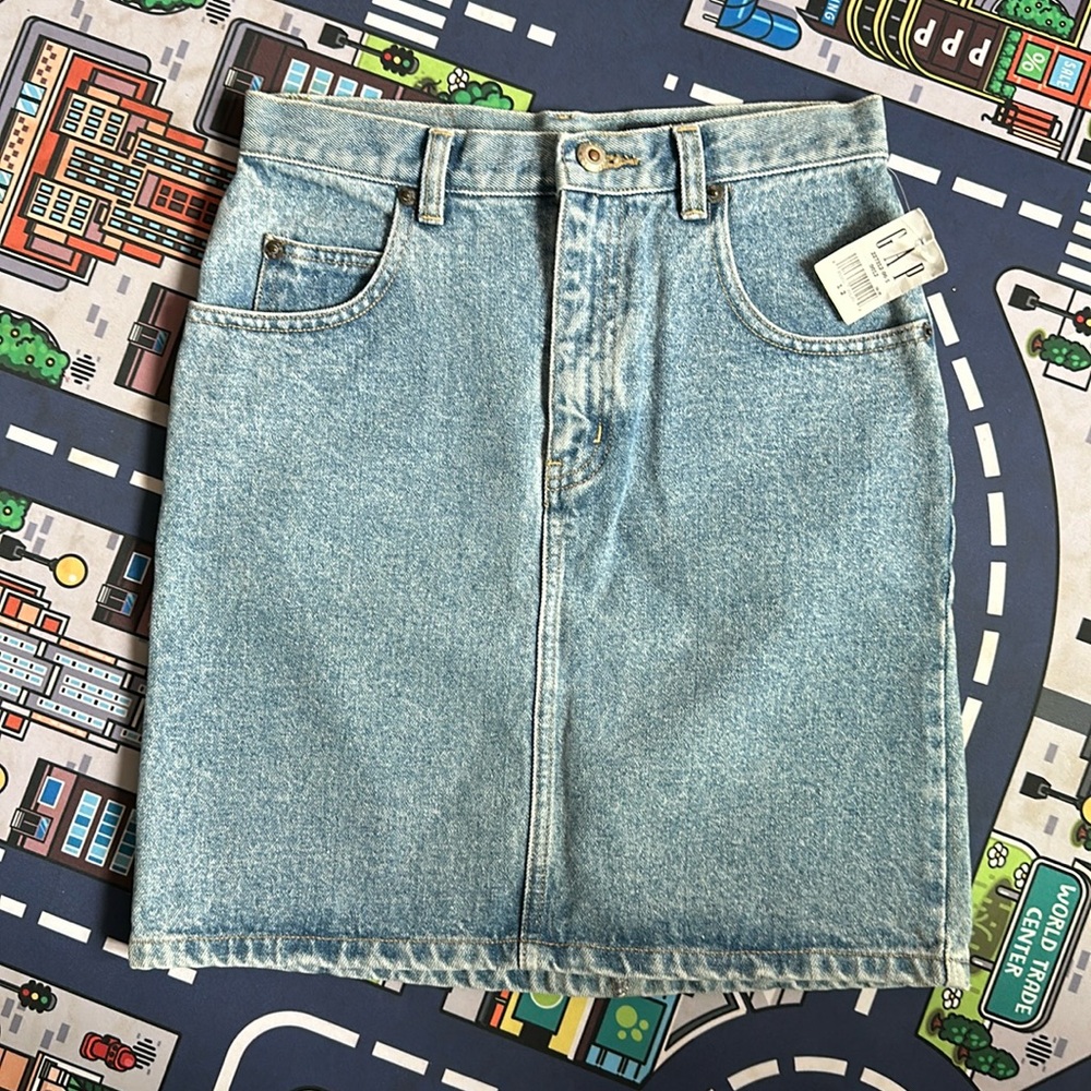NWT Gap Denim Skirt, Size 12